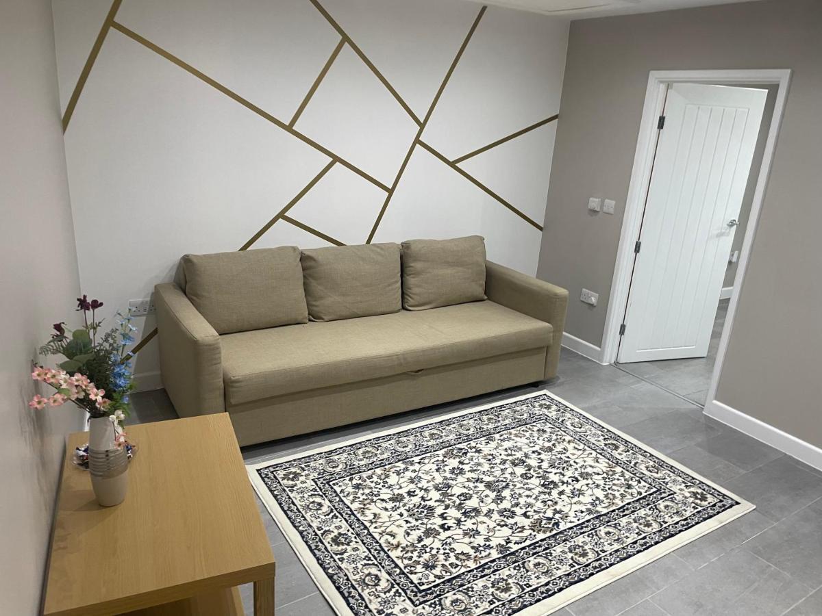 One Bedroom Apartment Goodmayes Exterior foto